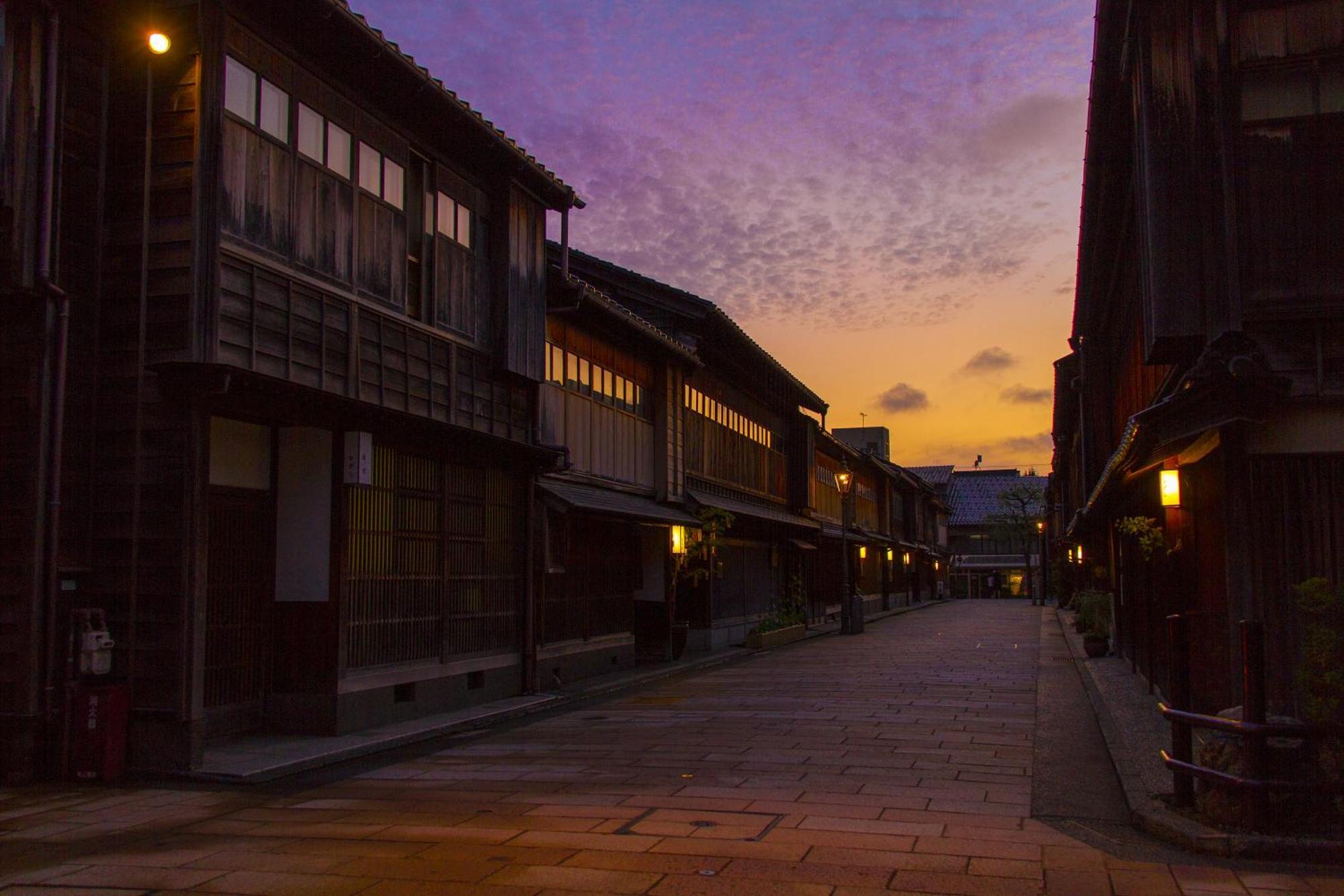 ゆいまーるeast - Yuimaru East Aparthotel Kanazawa Exteriör bild